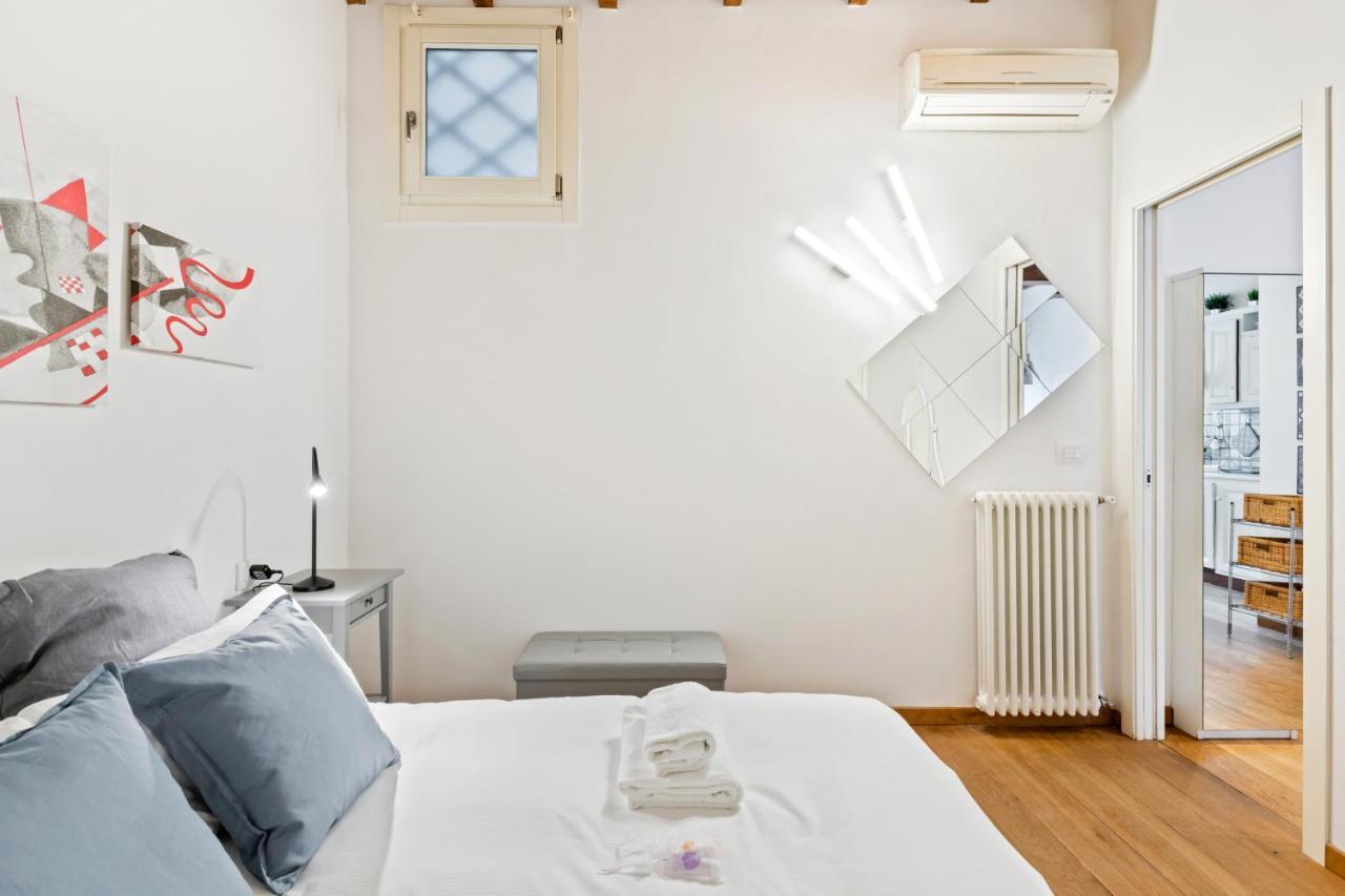 Florence City Center Flat Via Dei Neri المظهر الخارجي الصورة