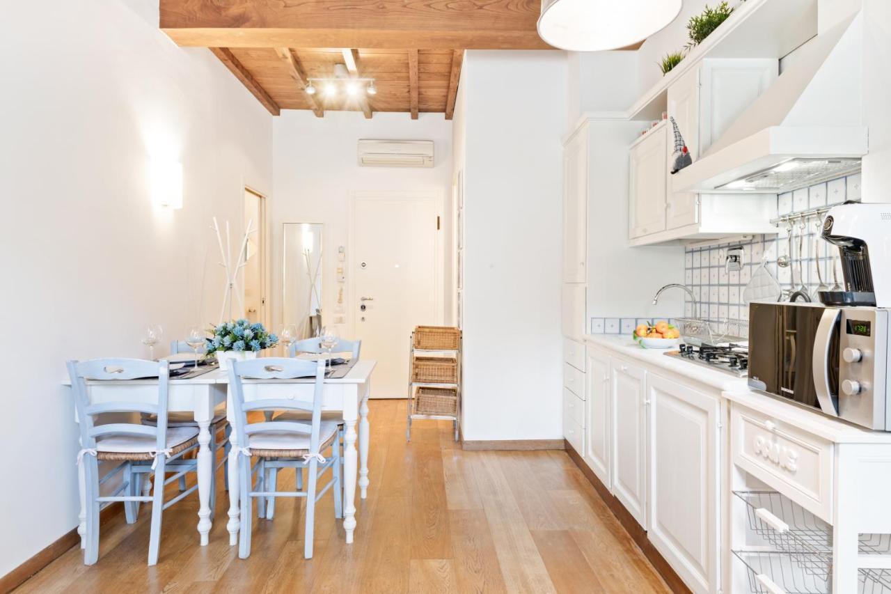 Florence City Center Flat Via Dei Neri المظهر الخارجي الصورة